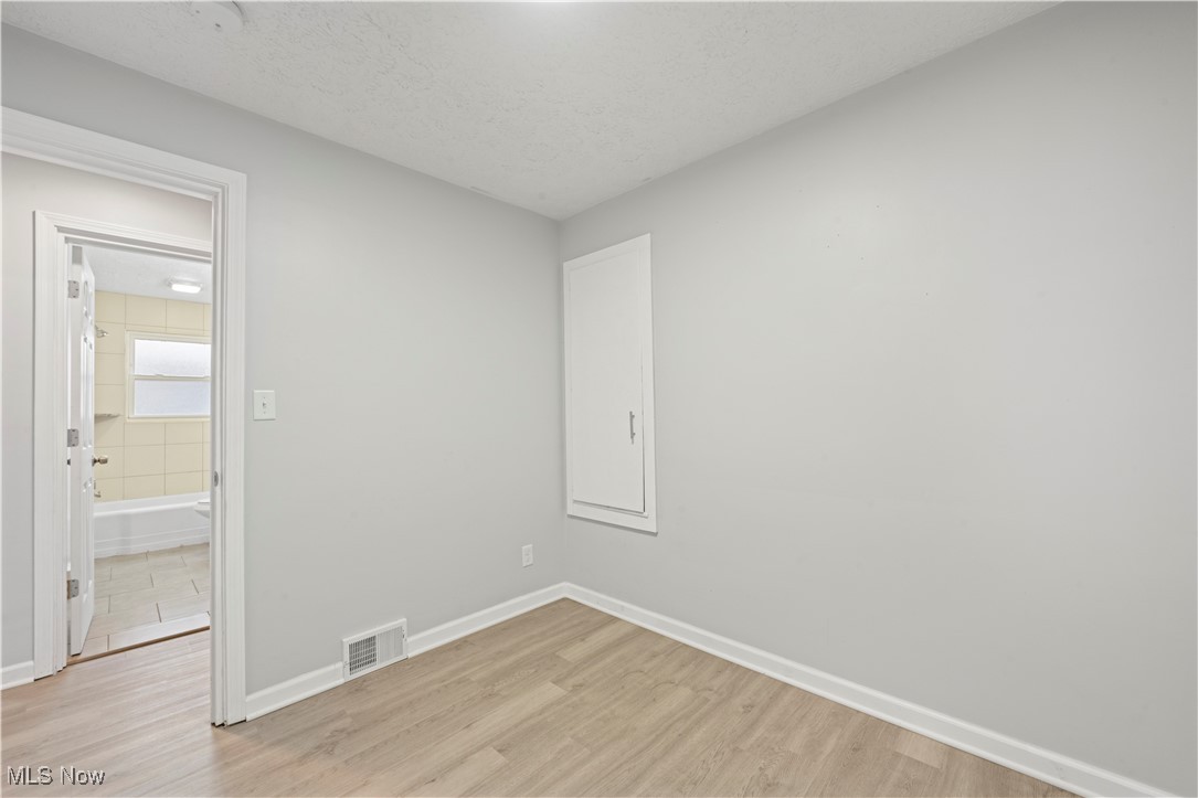 1289 Harpster Avenue Akron OH 44314