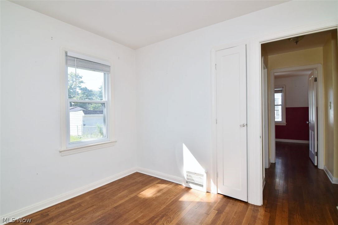 5011 Pershing Avenue Parma OH 44134