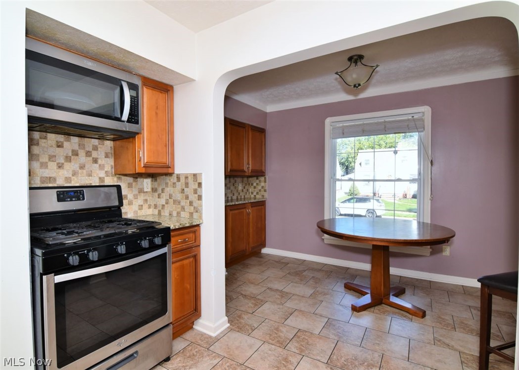 5011 Pershing Avenue Parma OH 44134