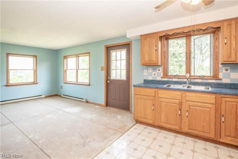 767 E West Salem Road Creston OH 44217