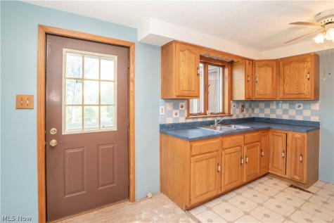 767 E West Salem Road Creston OH 44217