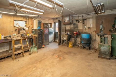 767 E West Salem Road Creston OH 44217