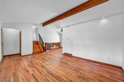 42988 Woodhill Drive Elyria OH 44035
