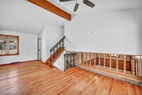 42988 Woodhill Drive Elyria OH 44035