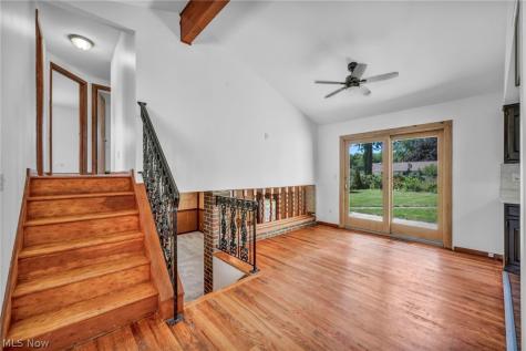 42988 Woodhill Drive Elyria OH 44035