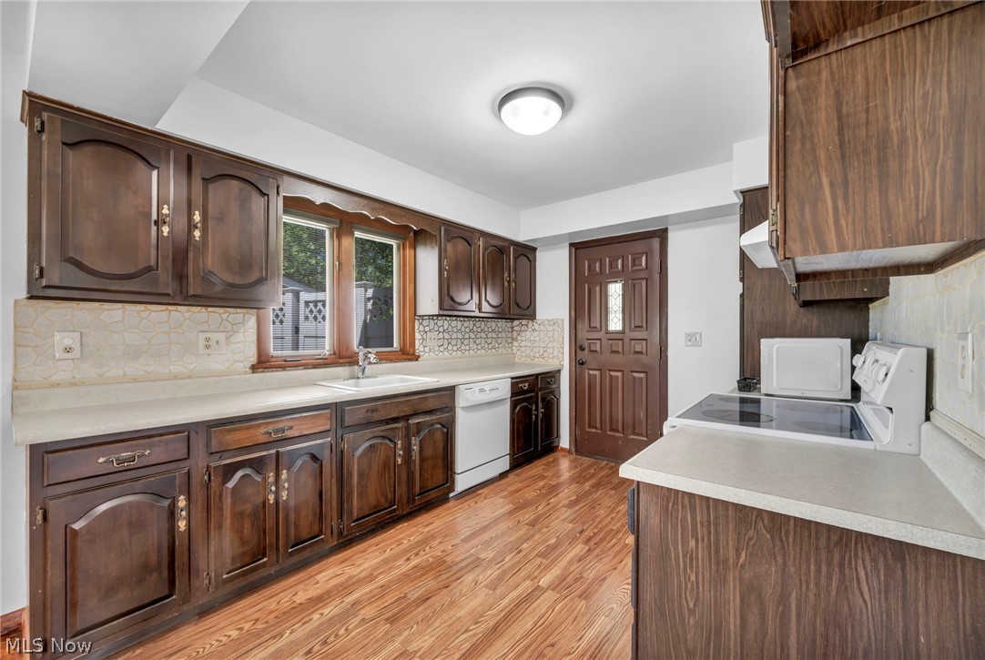 42988 Woodhill Drive Elyria OH 44035