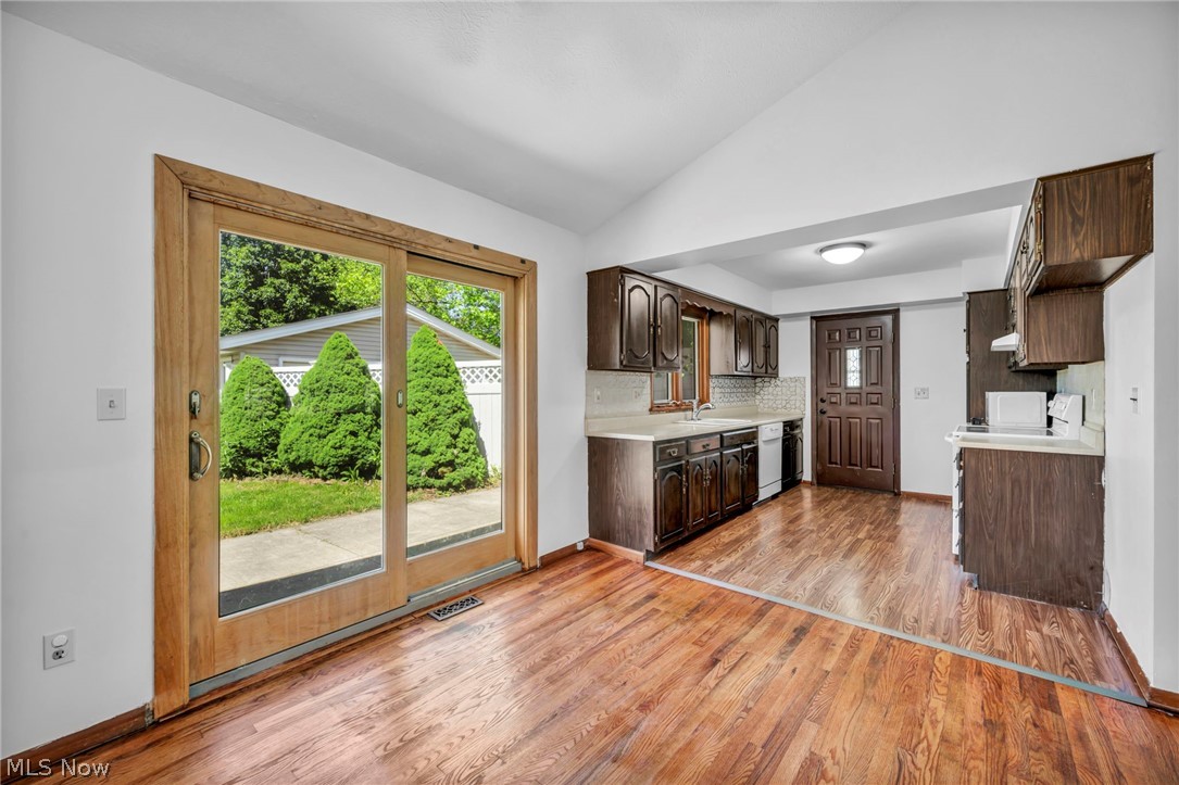 42988 Woodhill Drive Elyria OH 44035