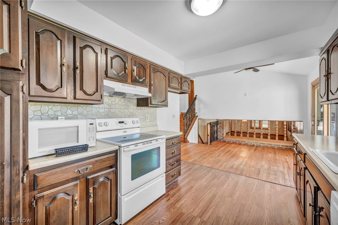 42988 Woodhill Drive Elyria OH 44035