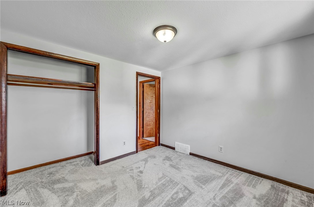 42988 Woodhill Drive Elyria OH 44035