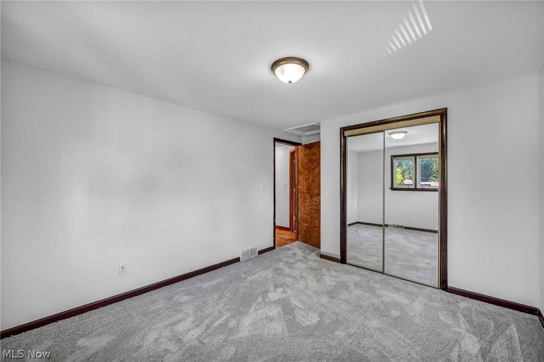 42988 Woodhill Drive Elyria OH 44035