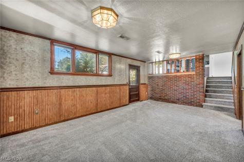 42988 Woodhill Drive Elyria OH 44035