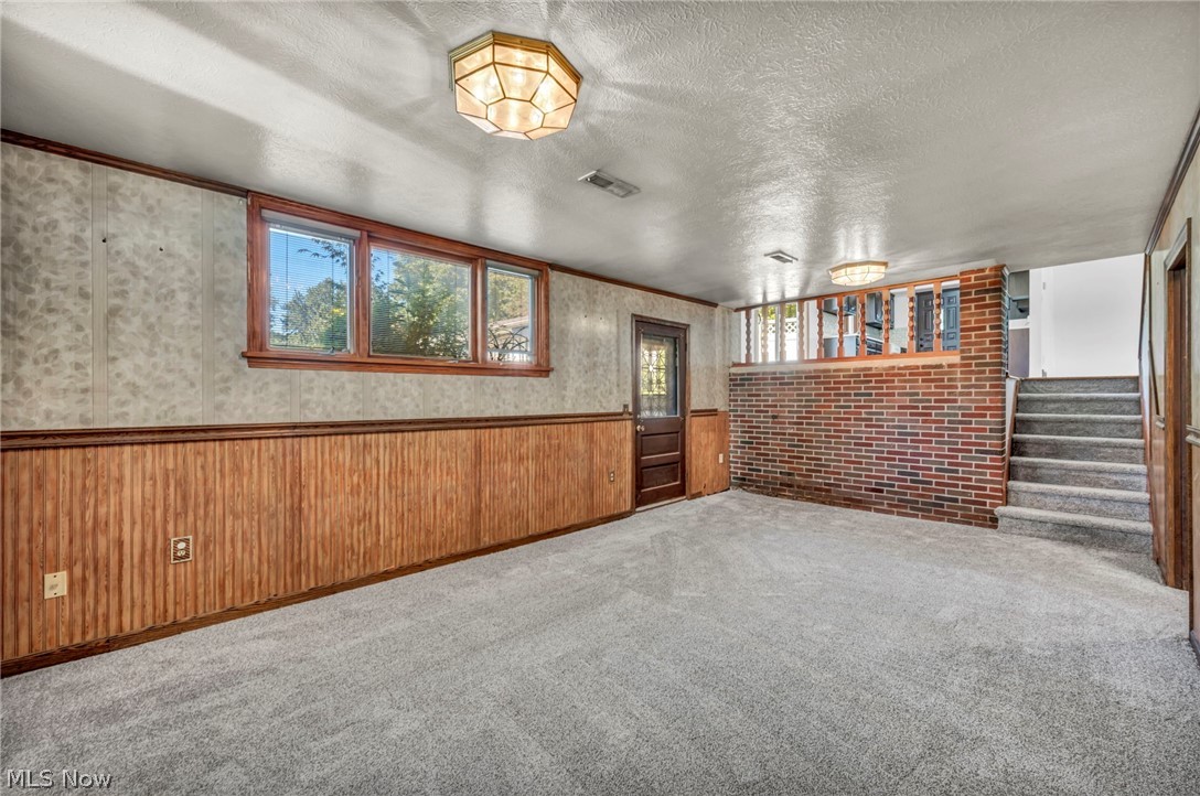 42988 Woodhill Drive Elyria OH 44035