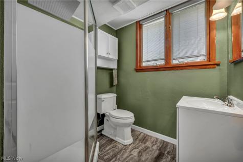 42988 Woodhill Drive Elyria OH 44035