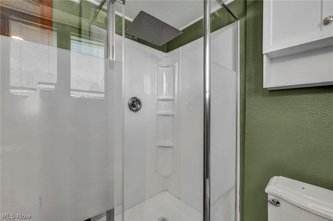 42988 Woodhill Drive Elyria OH 44035