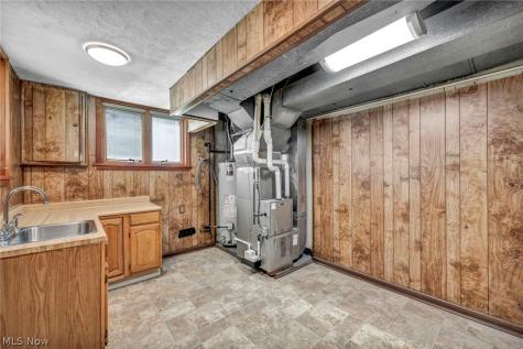 42988 Woodhill Drive Elyria OH 44035
