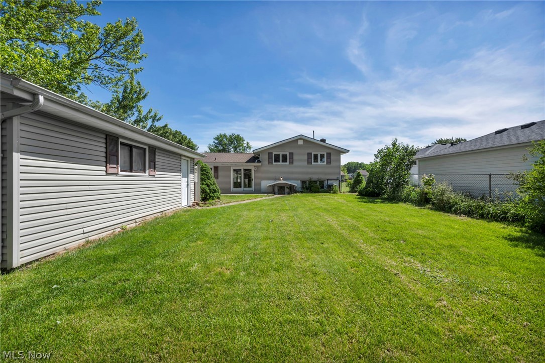 42988 Woodhill Drive Elyria OH 44035