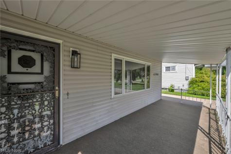 42988 Woodhill Drive Elyria OH 44035