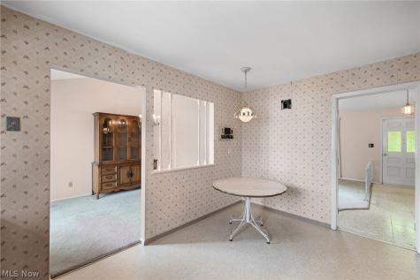 25060 Randall Drive North Olmsted OH 44070