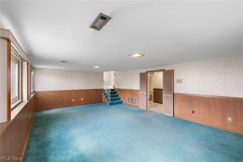 25060 Randall Drive North Olmsted OH 44070