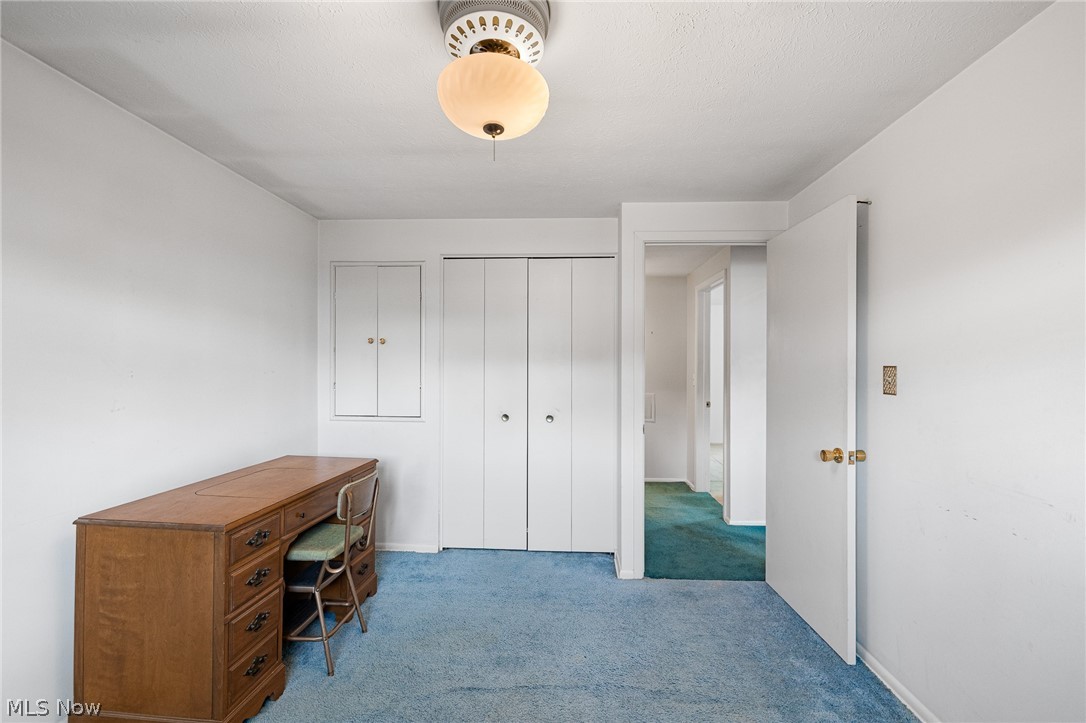 25060 Randall Drive North Olmsted OH 44070