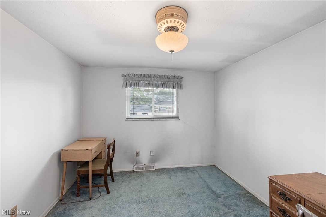 25060 Randall Drive North Olmsted OH 44070