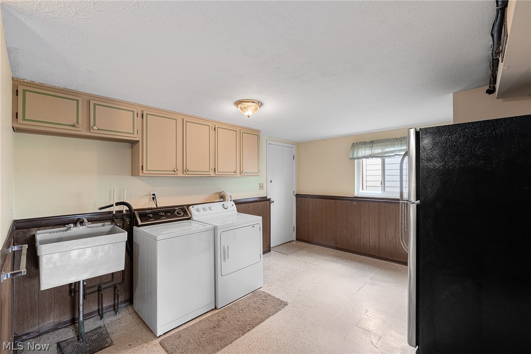 25060 Randall Drive North Olmsted OH 44070