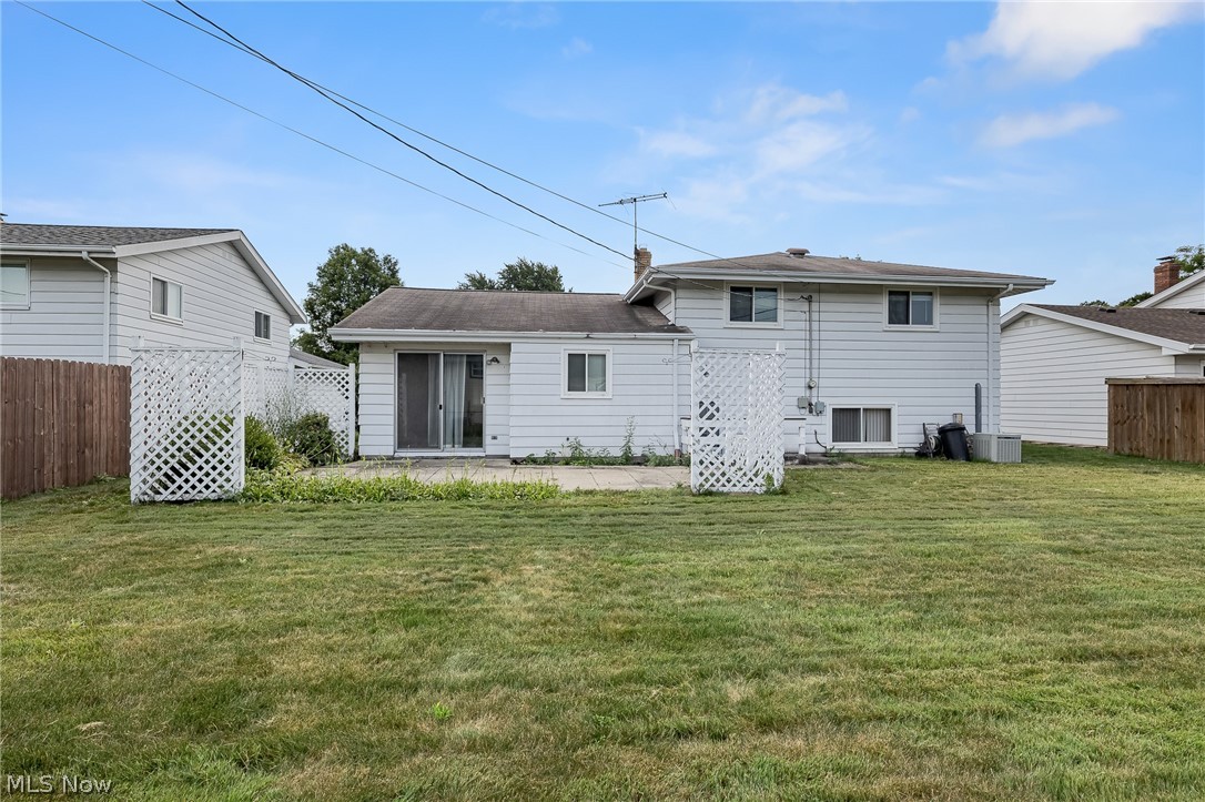 25060 Randall Drive North Olmsted OH 44070