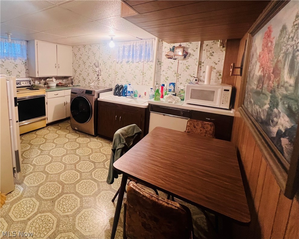 1513 Greenwood Avenue Girard OH 44420