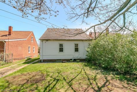 4038 W 140th Street Cleveland OH 44135