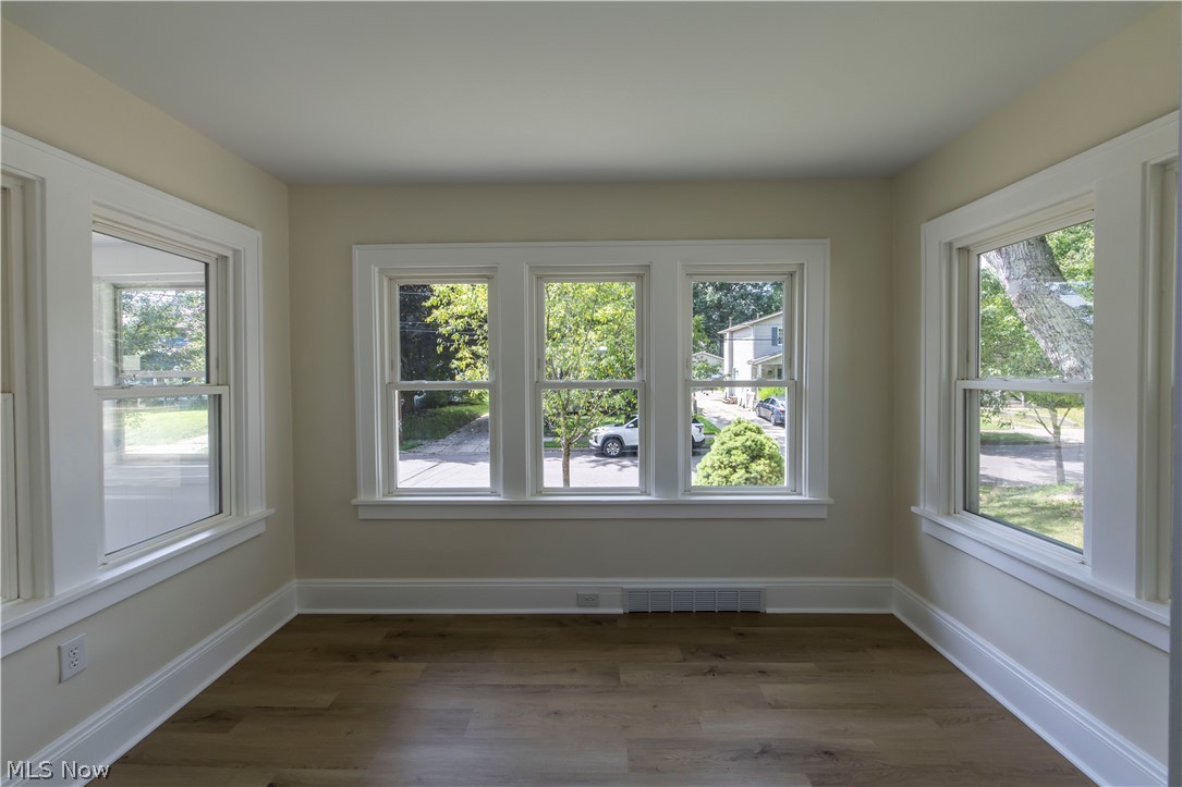 475 Newell Avenue Akron OH 44305