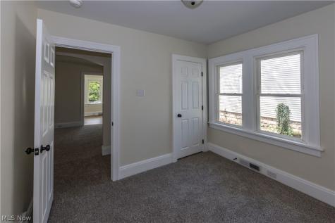 475 Newell Avenue Akron OH 44305
