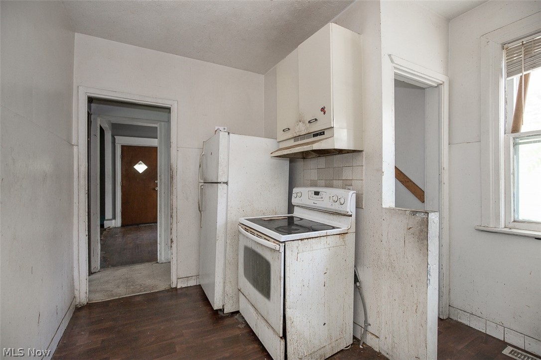 2300 E 86th Street Cleveland OH 44106