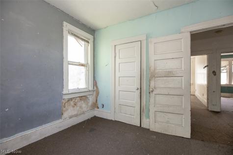 2300 E 86th Street Cleveland OH 44106