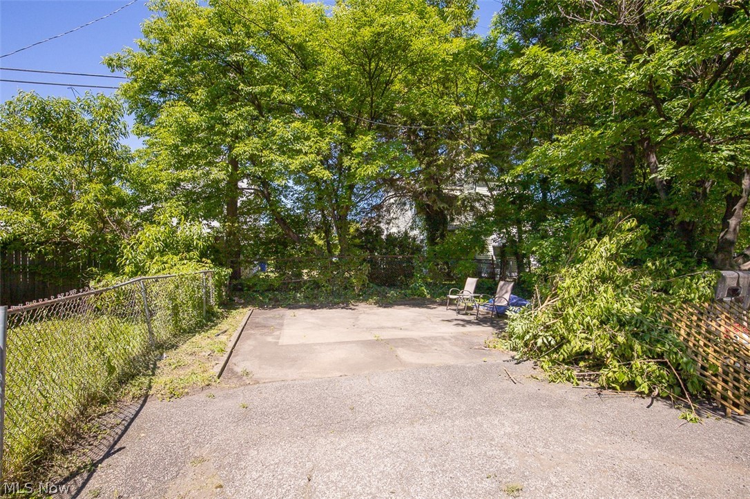 2300 E 86th Street Cleveland OH 44106