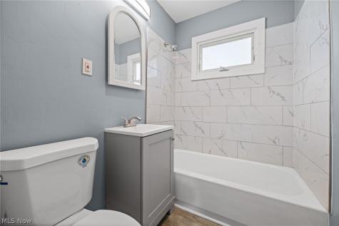 4638 W 156th Street Cleveland OH 44135