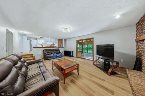 14433 Trenton Avenue Strongsville OH 44136