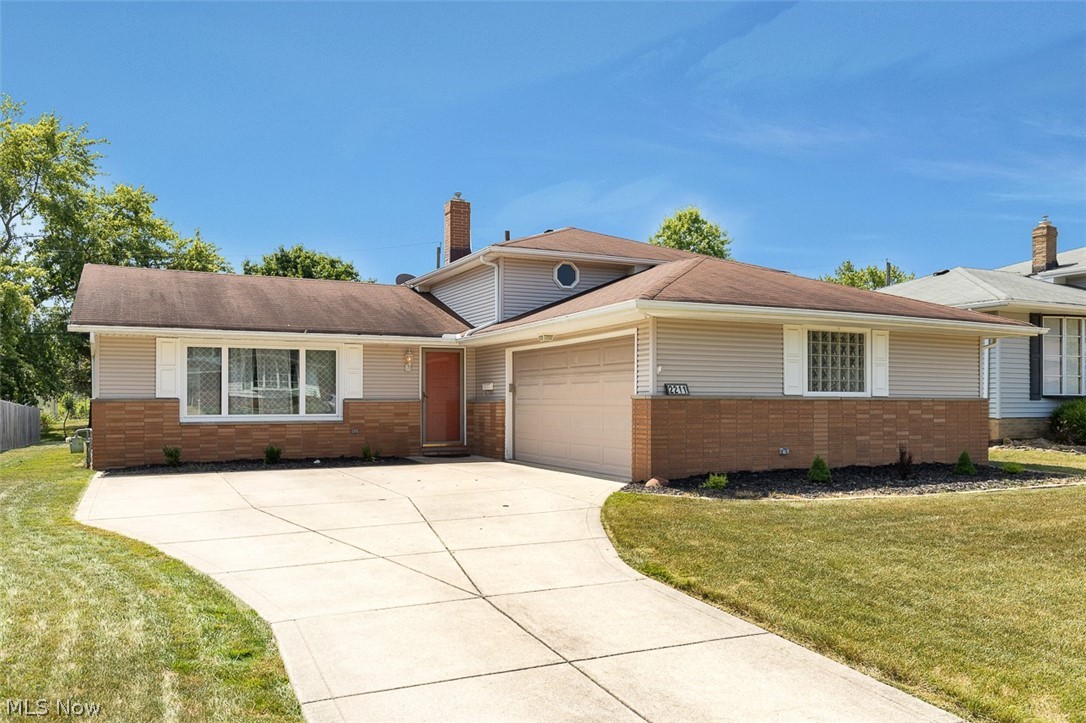 2211 Camelot Drive Parma OH 44134
