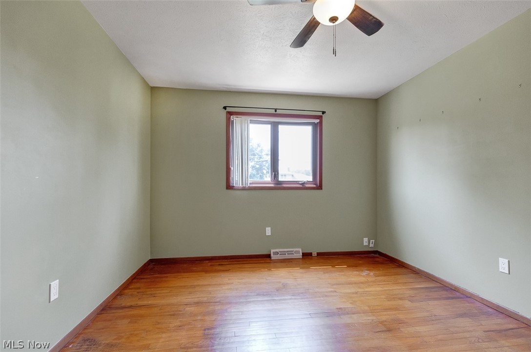 2211 Camelot Drive Parma OH 44134