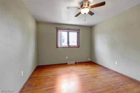 2211 Camelot Drive Parma OH 44134