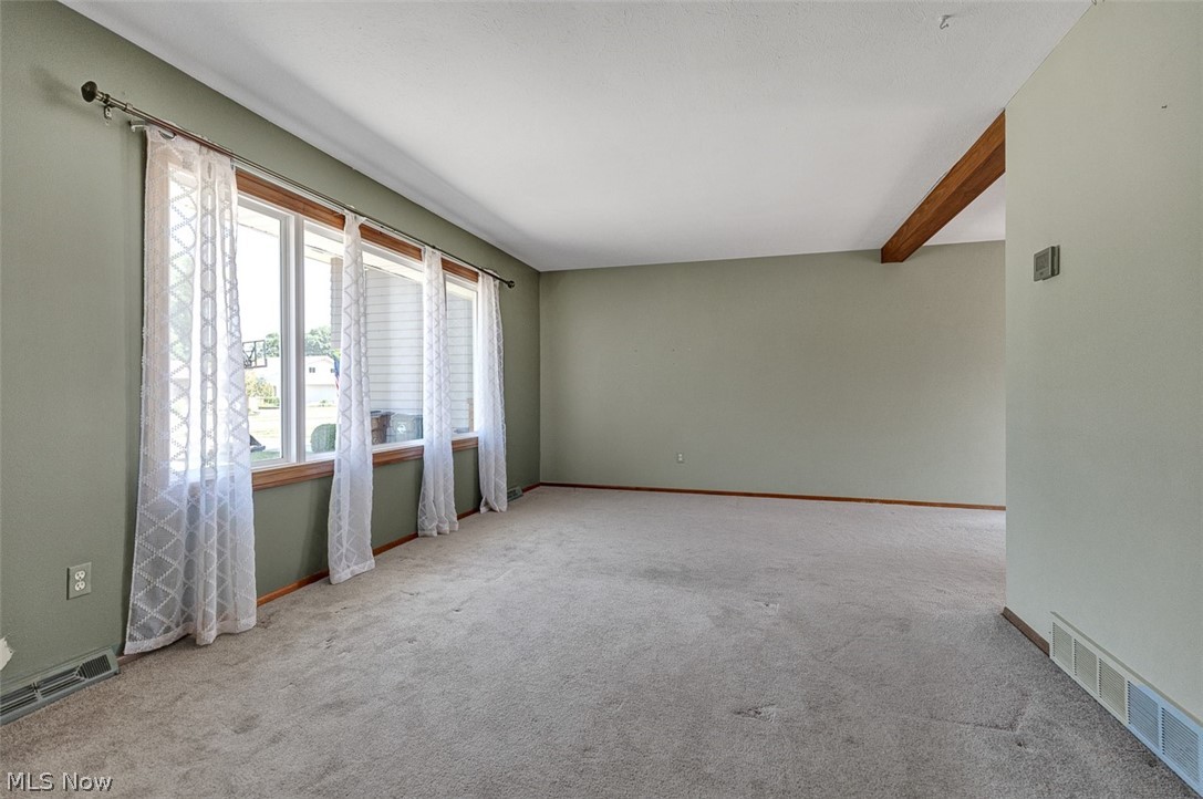 2211 Camelot Drive Parma OH 44134