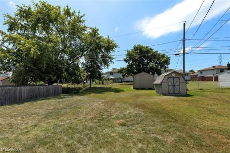 2211 Camelot Drive Parma OH 44134