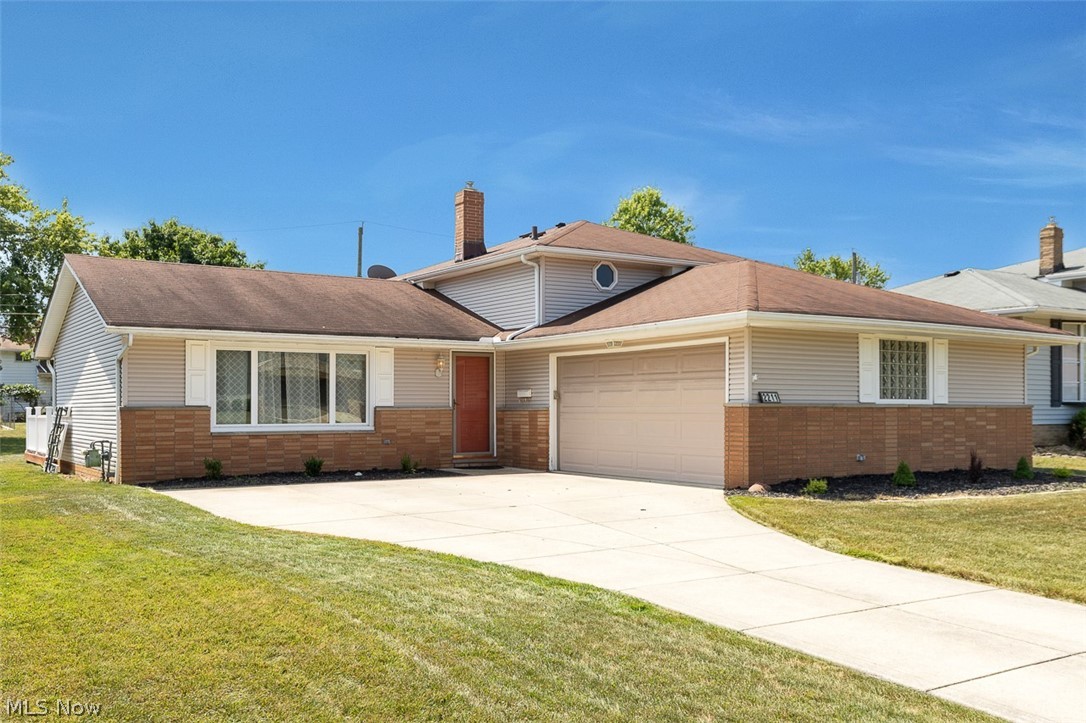 2211 Camelot Drive Parma OH 44134