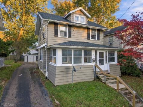 1155 Big Falls Avenue Akron OH 44310