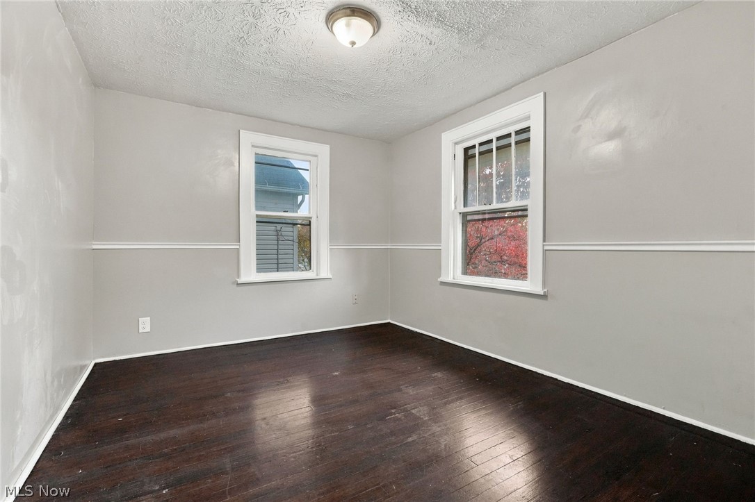 1155 Big Falls Avenue Akron OH 44310
