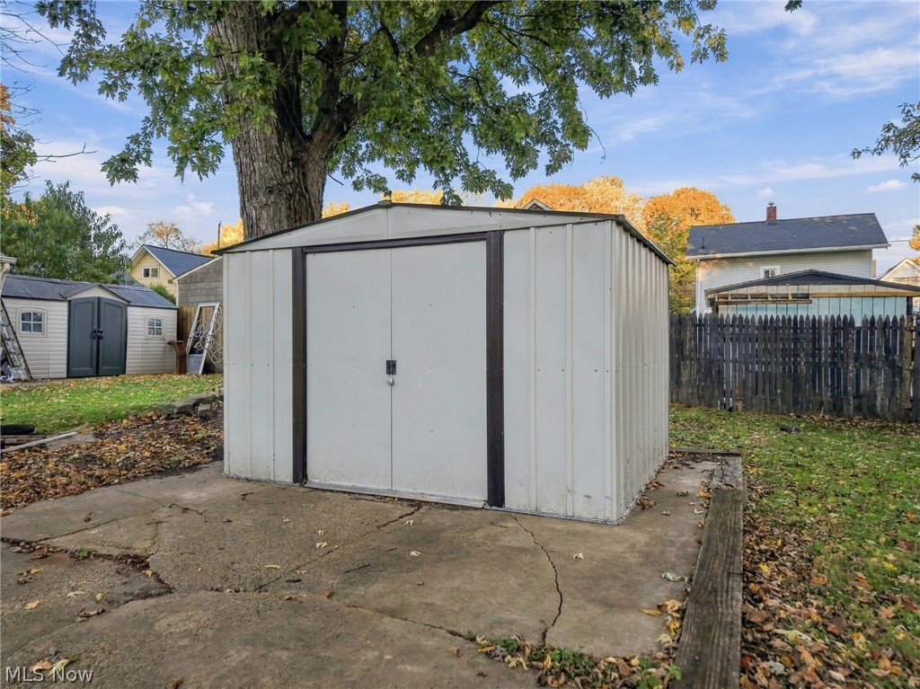1155 Big Falls Avenue Akron OH 44310
