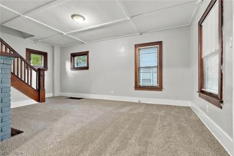 1155 Big Falls Avenue Akron OH 44310