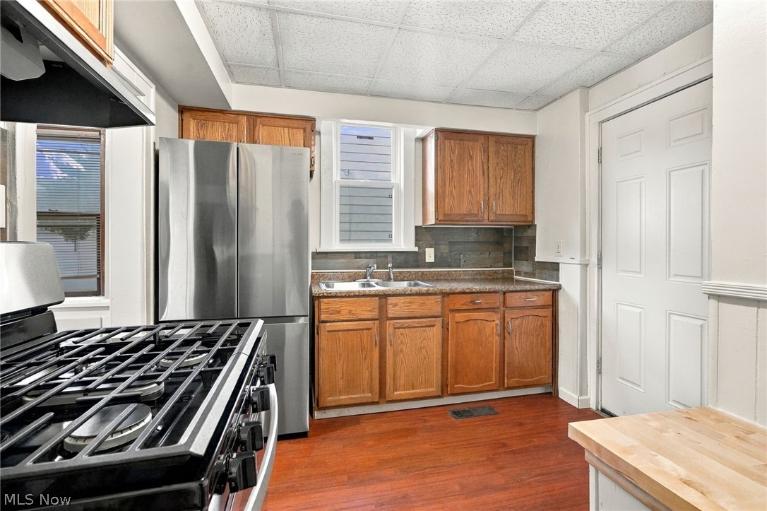 1155 Big Falls Avenue Akron OH 44310
