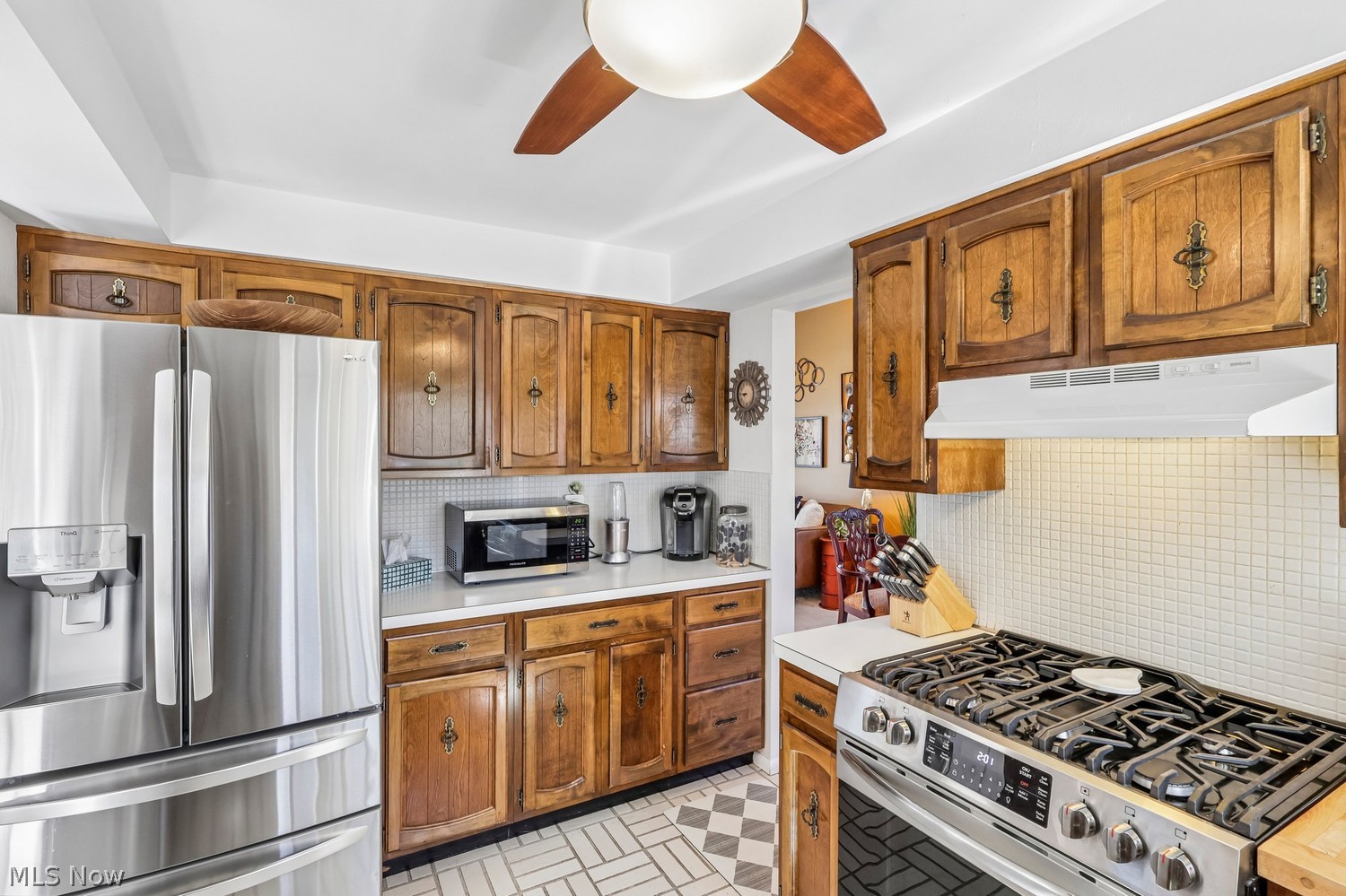 310 E Decker Drive Seven Hills OH 44131