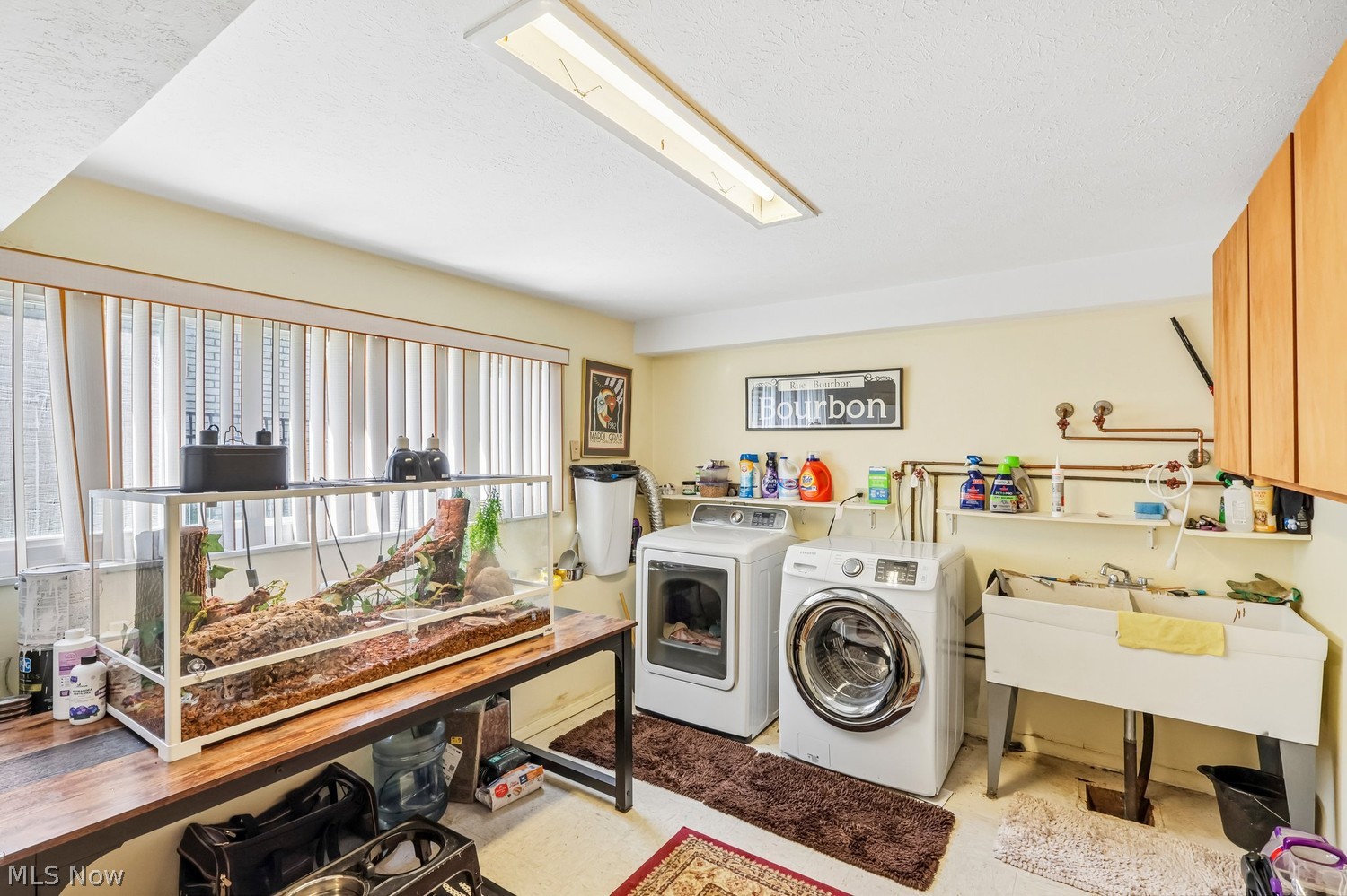 310 E Decker Drive Seven Hills OH 44131