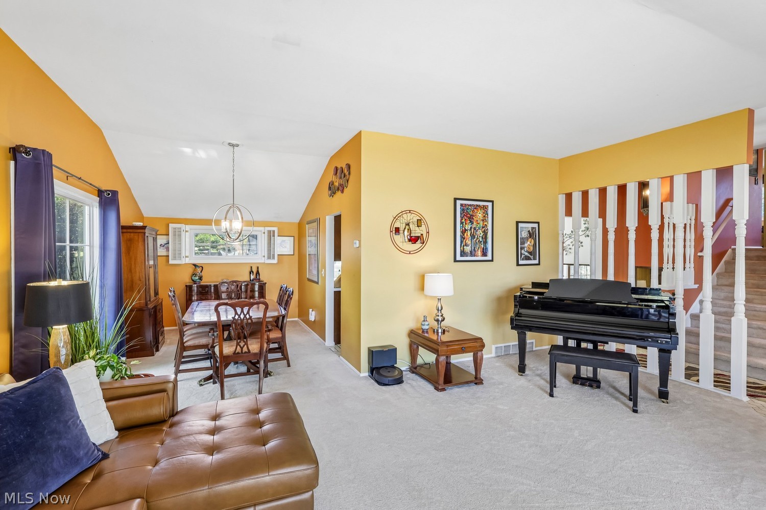 310 E Decker Drive Seven Hills OH 44131